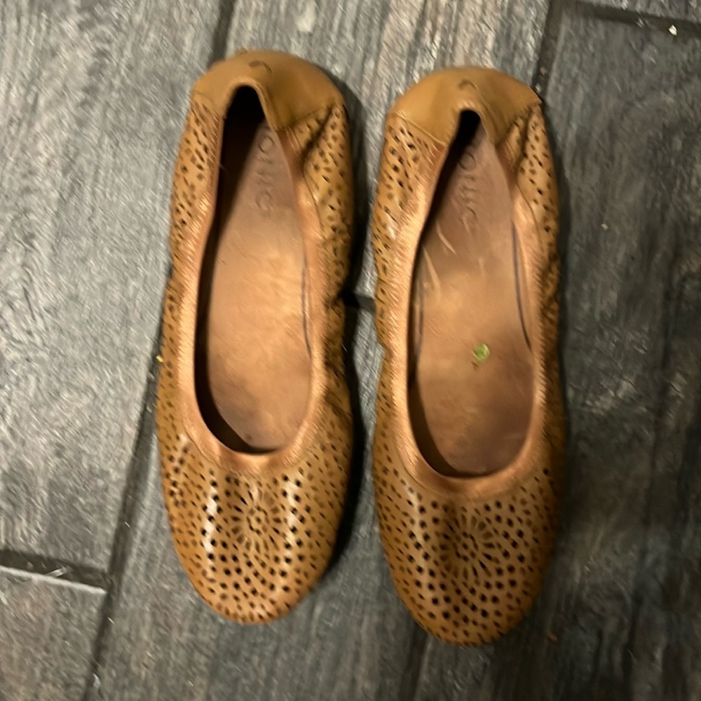 Vionic Robyn Flat - image 3